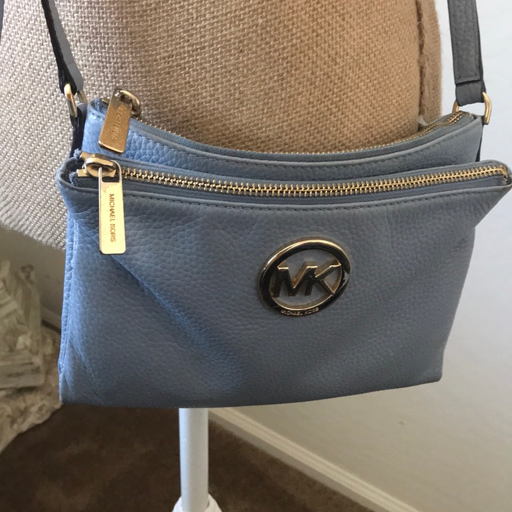MK CROSS SHOULDER BAG